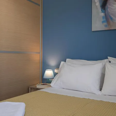 Astrantia (adults Only) خانيا